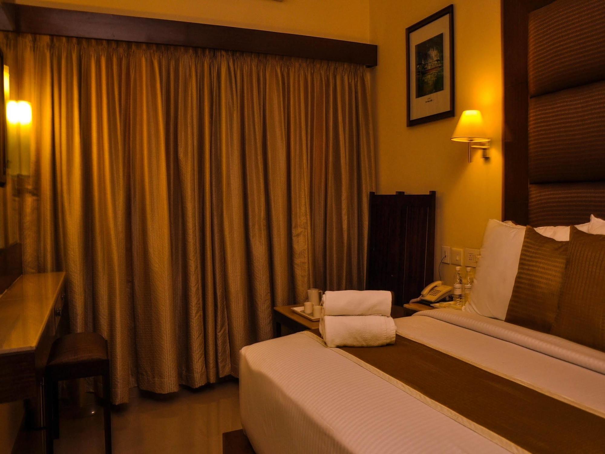 The Gopinivas Grand Hotel Kanyakumari Exterior photo